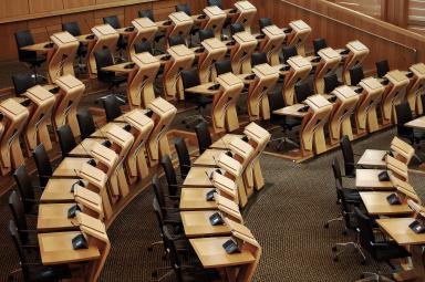 Generative AI Implementation for Lawyers: IP, Data-Protection & Contracting Risks